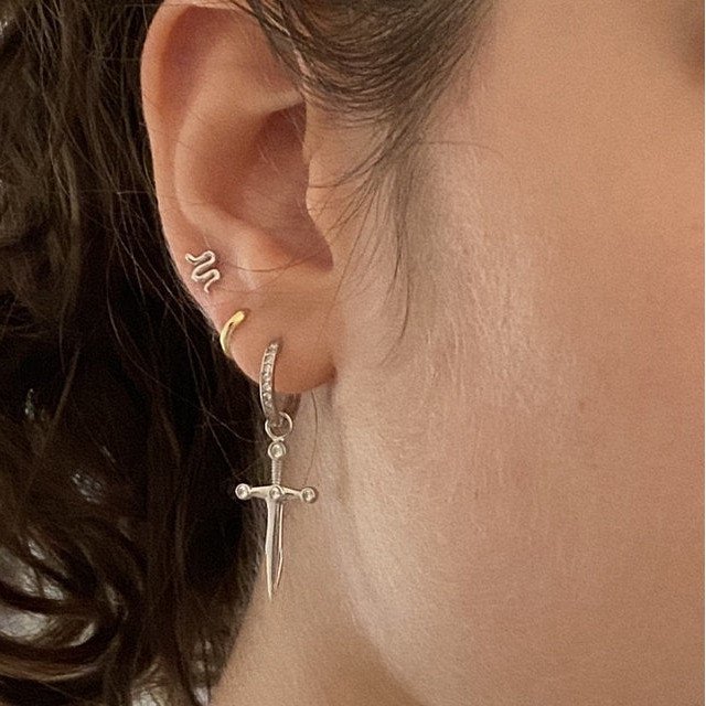 CZ Sword Earrings - foto 3